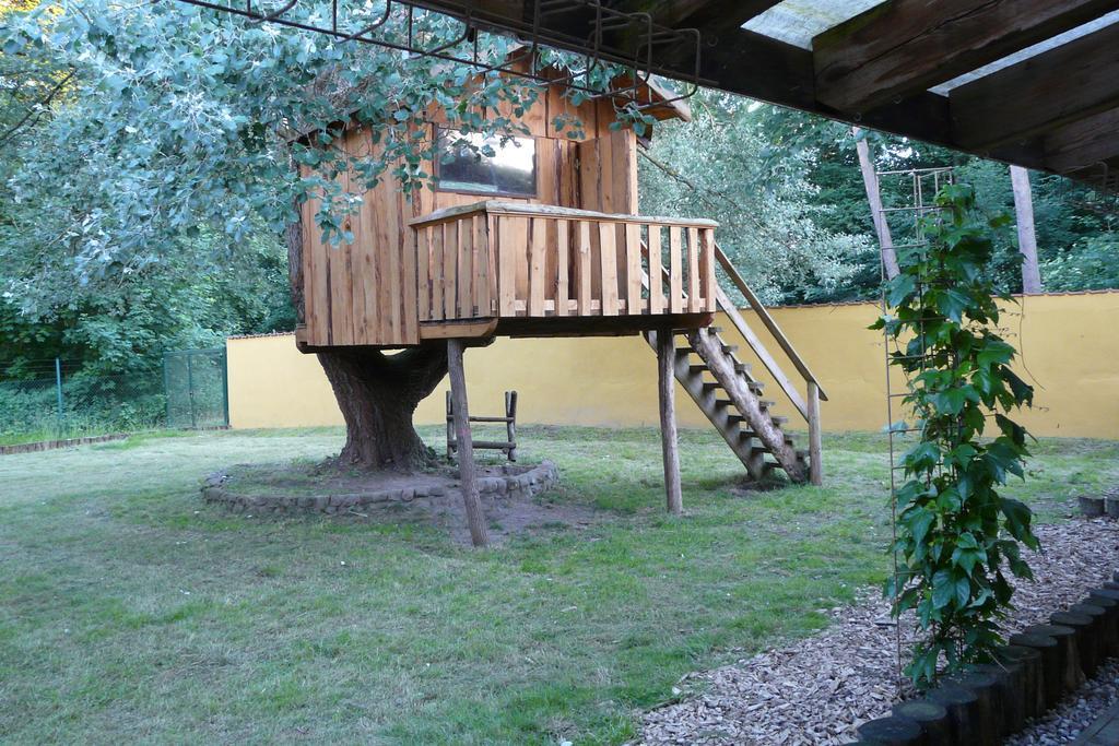Hotel Kreuzbruchhof Burg Stargard 외부 사진